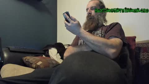 Snapshot of sexymountainman420 chatting on January 2025 12:46:02 AM Sexymountainman420 online show from January 2025 12:46:02 AM