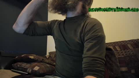 Snapshot of sexymountainman420 chatting on February 2025 03:30:02 AM Sexymountainman420 online show from February 2025 03:30:02 AM