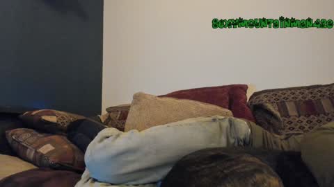Snapshot of sexymountainman420 chatting on February 2025 06:13:02 AM Sexymountainman420 online show from February 2025 06:13:02 AM