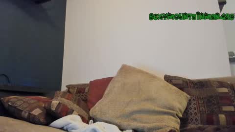 Snapshot of sexymountainman420 chatting on February 2025 09:48:02 PM Sexymountainman420 online show from February 2025 09:48:02 PM