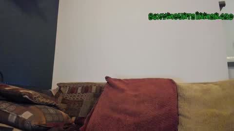 Snapshot of sexymountainman420 chatting on February 2025 06:34:02 PM Sexymountainman420 online show from February 2025 06:34:02 PM