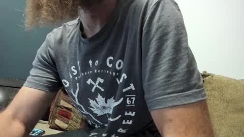 Snapshot of sexymountainman420 chatting on October 2025 06:21:01 PM Sexymountainman420 online show from October 2025 06:21:01 PM