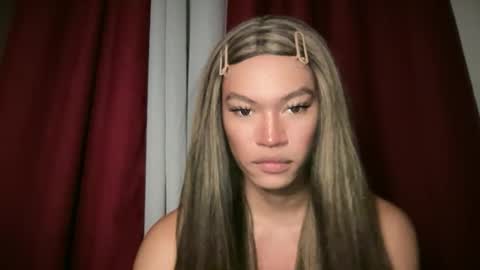 Snapshot of sexynakedweapon chatting on June 2026 02:02:02 AM LIEZEL online show from June 2026 02:02:02 AM