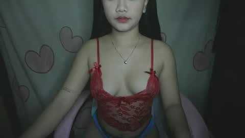 Snapshot of sexypakdatx18 chatting on December 2025 04:34:02 PM RACHELLE online show from December 2025 04:34:02 PM