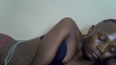 Snapshot of sexypetite4 chatting on July 2026 09:25:01 AM SHARON online show from July 2026 09:25:01 AM