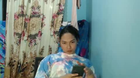 sexypetiteraine online show from January 2026 01:26:02 PM