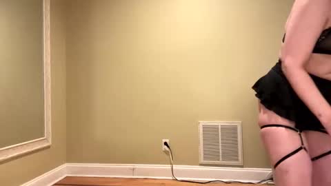 Snapshot of sexypiglet2728 chatting on December 2024 01:58:02 AM Sexypiglet2728 online show from December 2024 01:58:02 AM