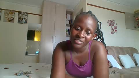 sexyreddebony online show from December 2024 11:21:02 AM