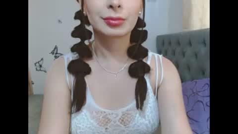 Snapshot of sexysafiravenus chatting on May 2026 08:25:01 PM Venus Independent Model online show from May 2026 08:25:01 PM