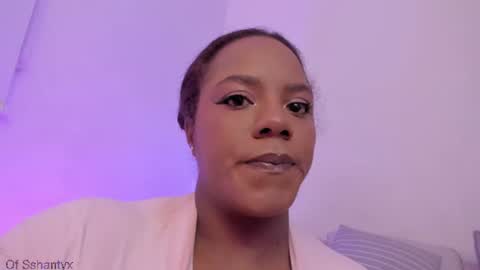 Snapshot of sexyshantal_ chatting on July 2026 07:12:02 PM Sshanty online show from July 2026 07:12:02 PM