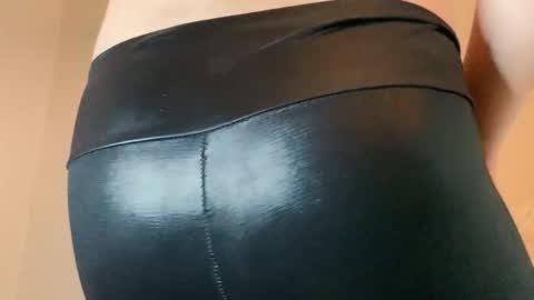 Sexythongslut online show from February 2026 06:17:02 PM