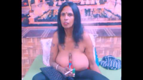 sexyva4u2luv online show from September 2025 07:12:02 AM