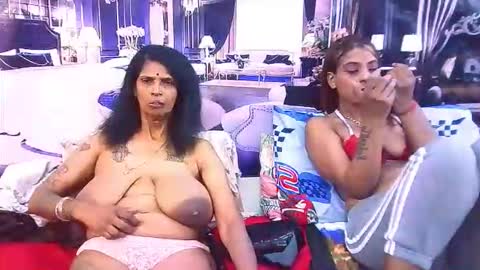 sexyva4u2luv online show from February 2026 08:32:01 AM