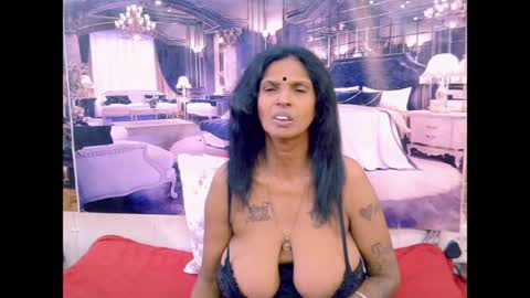 Snapshot of sexyva4u2luv chatting on June 2026 06:40:01 PM sexyva4u2luv online show from June 2026 06:40:01 PM