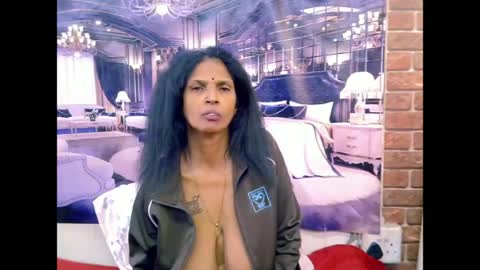 Snapshot of sexyva4u2luv chatting on June 2026 10:12:01 PM sexyva4u2luv online show from June 2026 10:12:01 PM