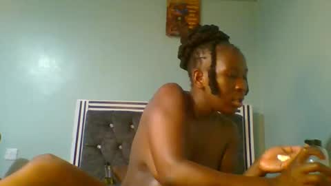 VIVIAN online show from March 2025 08:42:01 PM