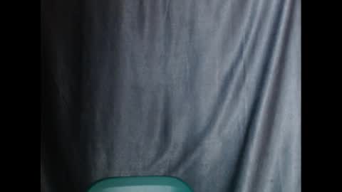 Snapshot of sexyxbunnyxx chatting on December 2024 07:05:02 AM Blue online show from December 2024 07:05:02 AM