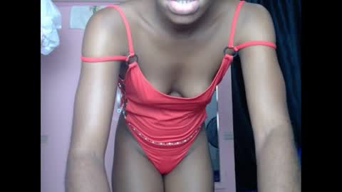 Snapshot of sexyxbunnyxx chatting on January 2025 11:56:02 PM Blue online show from January 2025 11:56:02 PM