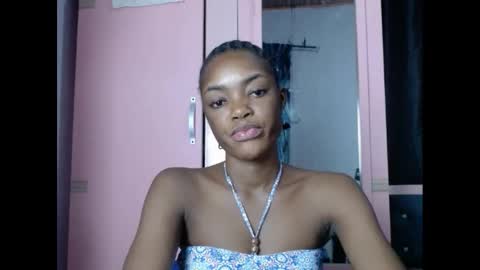 Snapshot of sexyxbunnyxx chatting on January 2025 11:37:02 PM Blue online show from January 2025 11:37:02 PM