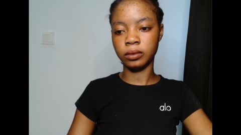 sexyxpeach online show from October 2025 07:14:02 PM