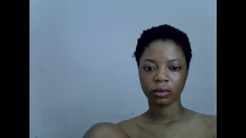 sexyxpeach online show from March 2026 06:05:02 PM