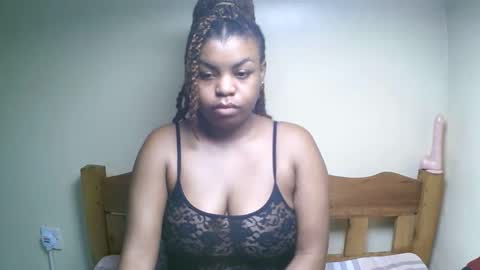 Snapshot of sexyyred_ chatting on April 2026 09:50:01 PM sexyyred_ online show from April 2026 09:50:01 PM