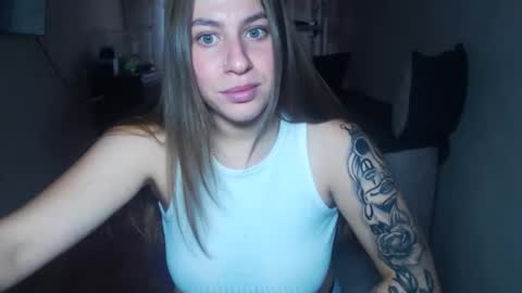 Yuliia online show from September 2025 06:25:02 AM