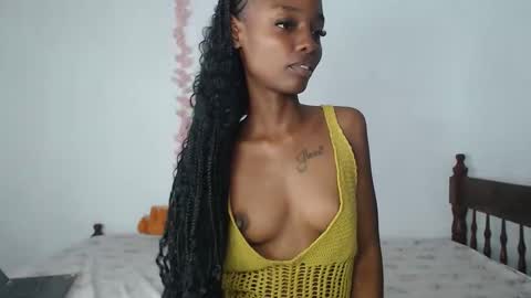 Snapshot of sexyzuriel chatting on May 2026 12:53:02 PM sexyzuriel online show from May 2026 12:53:02 PM