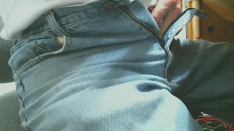 Bruce online show from December 2024 10:43:02 PM