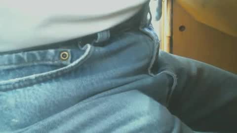 Bruce online show from November 2025 06:52:02 PM