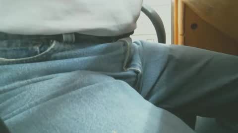 Bruce online show from April 2026 09:04:02 PM