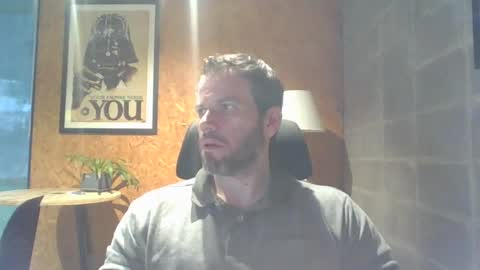 Snapshot of shad0w_hunter chatting on December 2024 09:26:02 PM shad0w_hunter online show from December 2024 09:26:02 PM