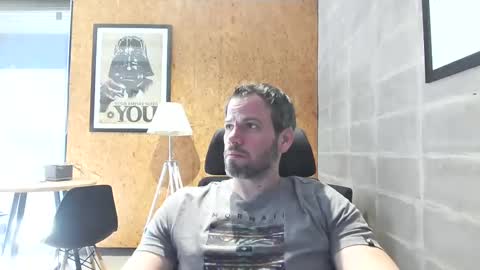 Snapshot of shad0w_hunter chatting on March 2025 07:06:02 PM shad0w_hunter online show from March 2025 07:06:02 PM