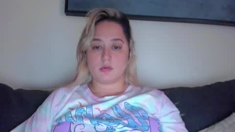 Snapshot of shaddaysmith chatting on February 2025 10:51:01 PM Shaday online show from February 2025 10:51:01 PM