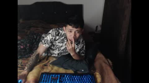 Snapshot of shadow_men_ chatting on July 2026 08:07:01 AM james online show from July 2026 08:07:01 AM