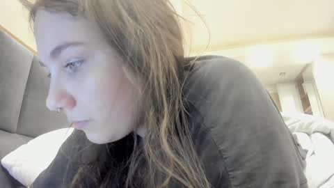 Snapshot of shadow_raffi chatting on February 2025 02:27:01 PM shadow_raffi online show from February 2025 02:27:01 PM