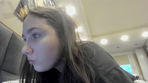 Snapshot of shadow_raffi chatting on February 2025 02:18:01 PM shadow_raffi online show from February 2025 02:18:01 PM