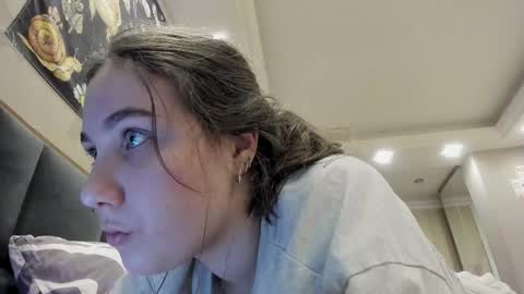 Snapshot of shadow_raffi chatting on March 2025 04:04:01 AM shadow_raffi online show from March 2025 04:04:01 AM