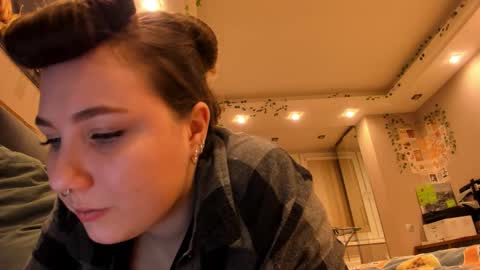 Snapshot of shadow_raffi chatting on November 2025 03:19:01 AM shadow_raffi online show from November 2025 03:19:01 AM