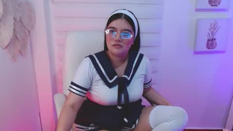         online show from December 2025 04:27:01 PM