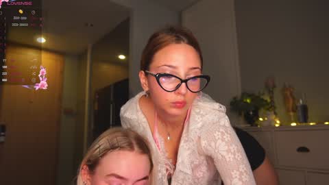 Sindy and Nancy  Next stream 1 December  online show from January 2025 05:19:01 AM