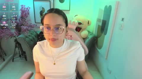 Snapshot of shady_bug chatting on April 2026 12:14:01 PM Shady online show from April 2026 12:14:01 PM