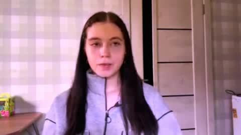 Snapshot of shaeldert chatting on April 2026 05:41:01 AM Eva online show from April 2026 05:41:01 AM