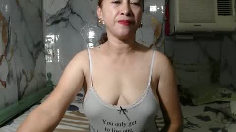 shai_shaiy online show from April 2026 11:59:02 AM