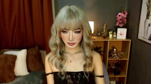 Snapshot of shaina_cummer chatting on March 2026 10:30:02 AM shaina online show from March 2026 10:30:02 AM