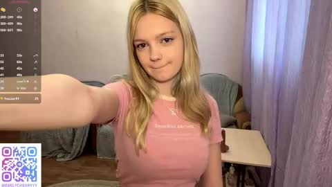 Snapshot of shalaschrantz chatting on June 2026 01:28:01 PM Emily online show from June 2026 01:28:01 PM