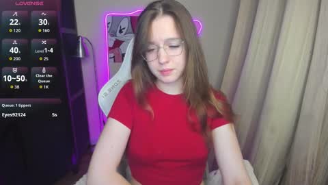 Vivian online show from September 2025 05:07:02 PM