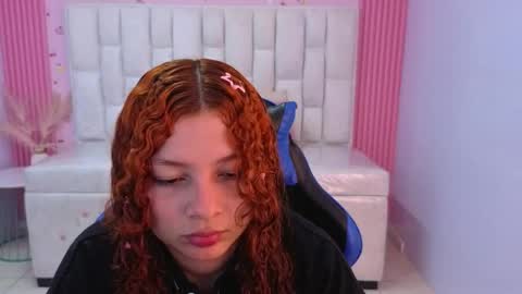 Snapshot of shalon_diaz_sub chatting on May 2026 01:29:02 PM Shalon online show from May 2026 01:29:02 PM