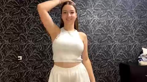 Iris online show from September 2025 08:12:02 PM