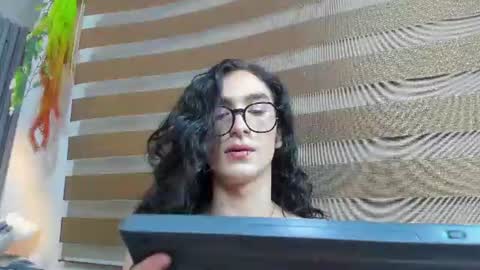Snapshot of shammy_rosse chatting on July 2026 04:17:02 AM shammy_rosse online show from July 2026 04:17:02 AM